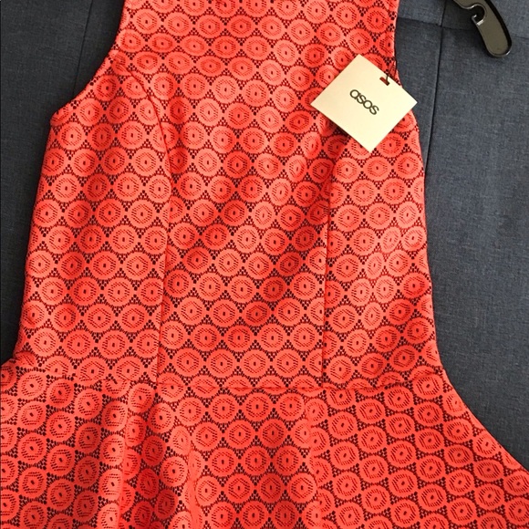 NWT ASOS Red Peplum Top Size 4 - Picture 3 of 6